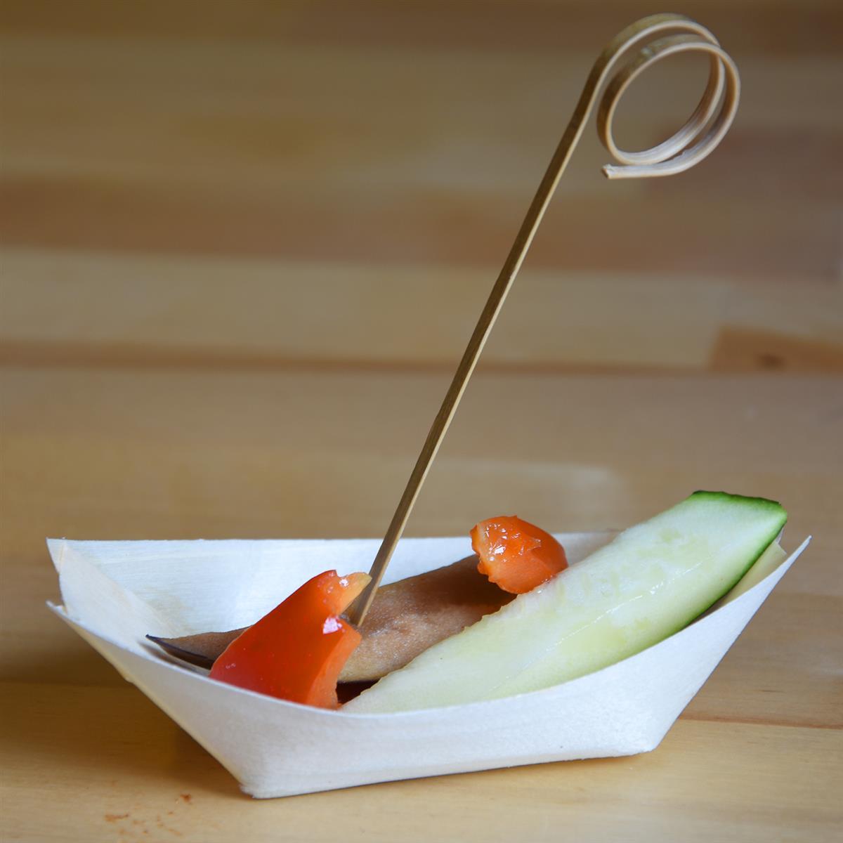 Fingerfood-Schale aus Holz Schiffchen 13 x 8 cm Fingerfood-Schale aus Holz Schiffchen 13 x 8 cm